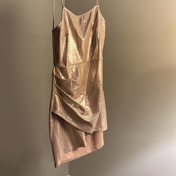 NWT Backless golden dress by By The Way. - Picture 2 of 7